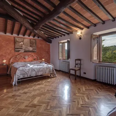 Di Leonardo Villa Sinalunga