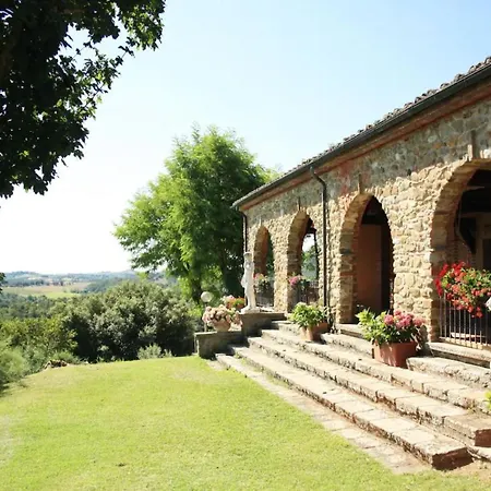 Di Leonardo Villa *